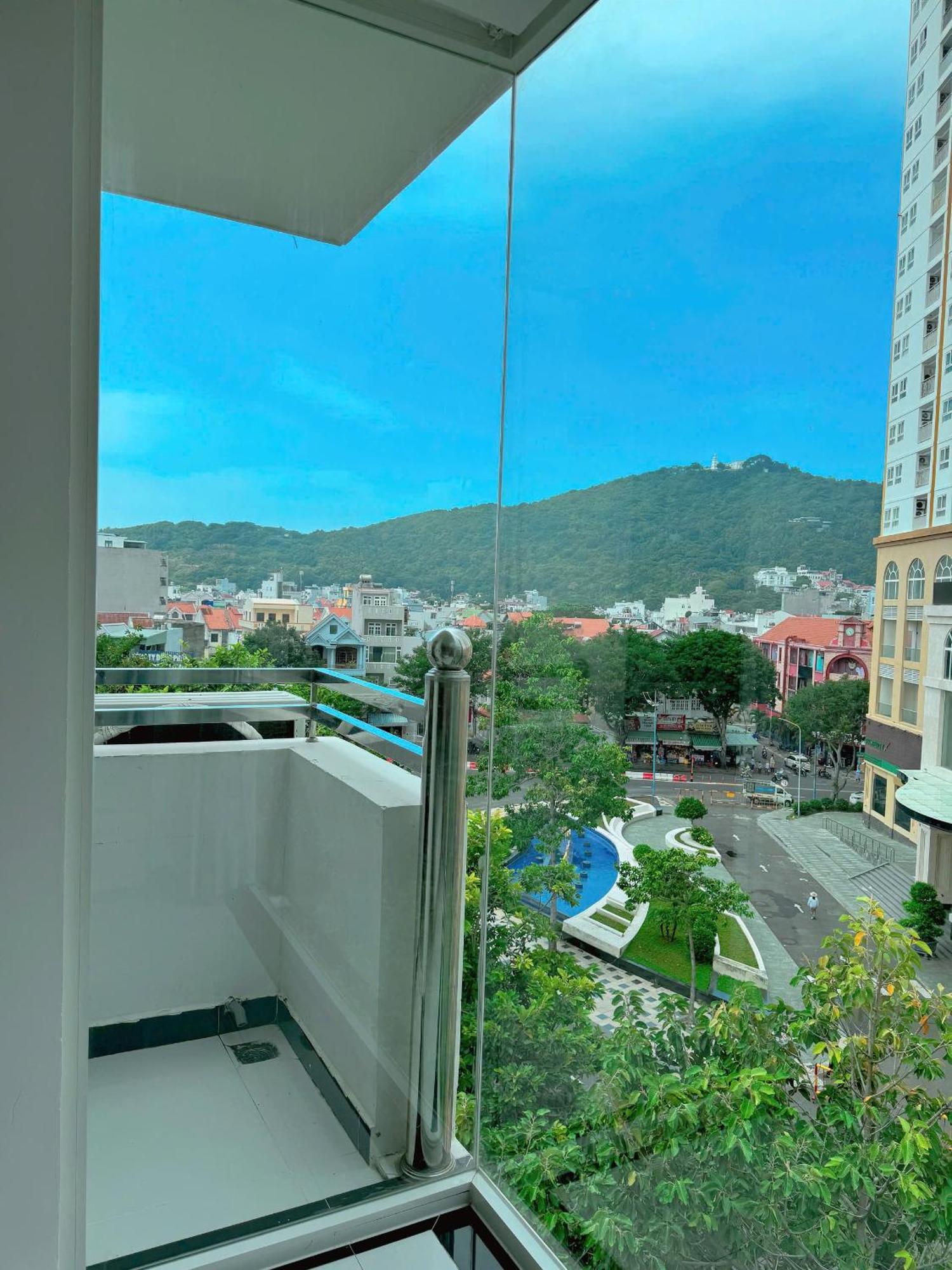Cen Hotel Vung Tau Exterior photo